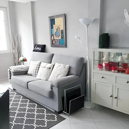 Comfortable In With Many Amenities 83 M² *